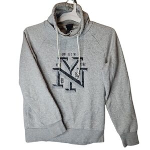 H&M Empire State New York 1986 Cawl Neck Gray Pullover Hoodie Unisex Sweater XS